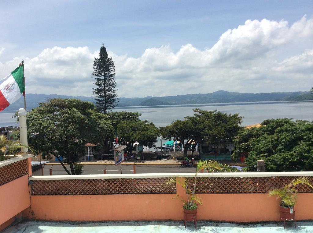 Hotel Juros Catemaco Eksteriør bilde